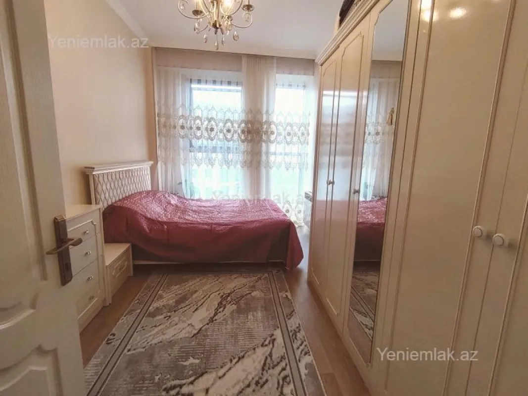Satılır 3 otaqlı yeni tikili 110 m²