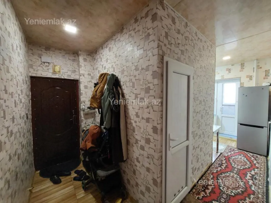 Satılır 1 otaqlı köhnə tikili 37 m²