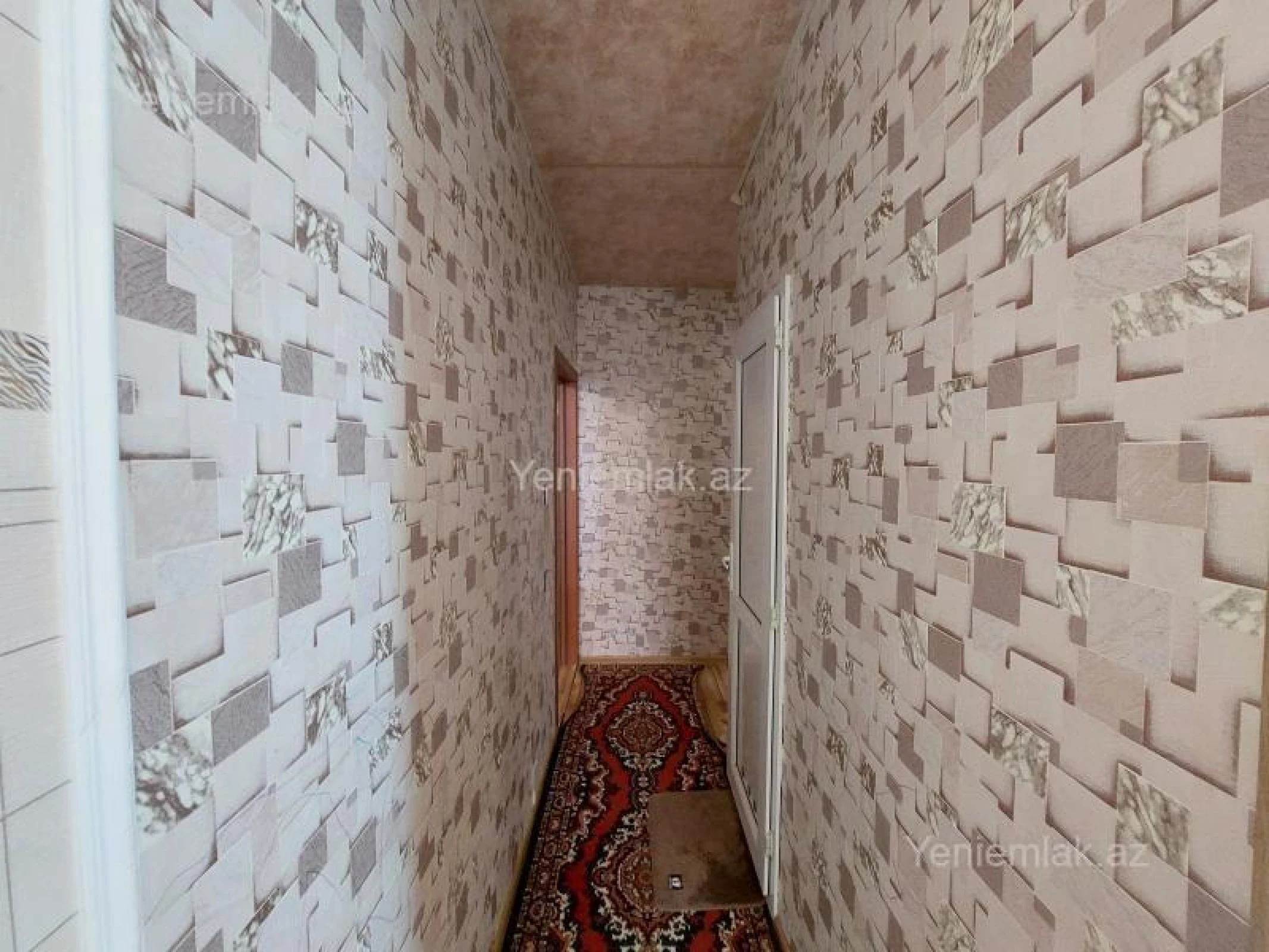 Satılır 1 otaqlı köhnə tikili 37 m²