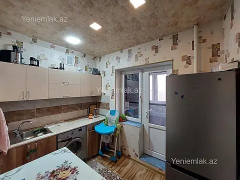 Satılır 1 otaqlı köhnə tikili 37 m²