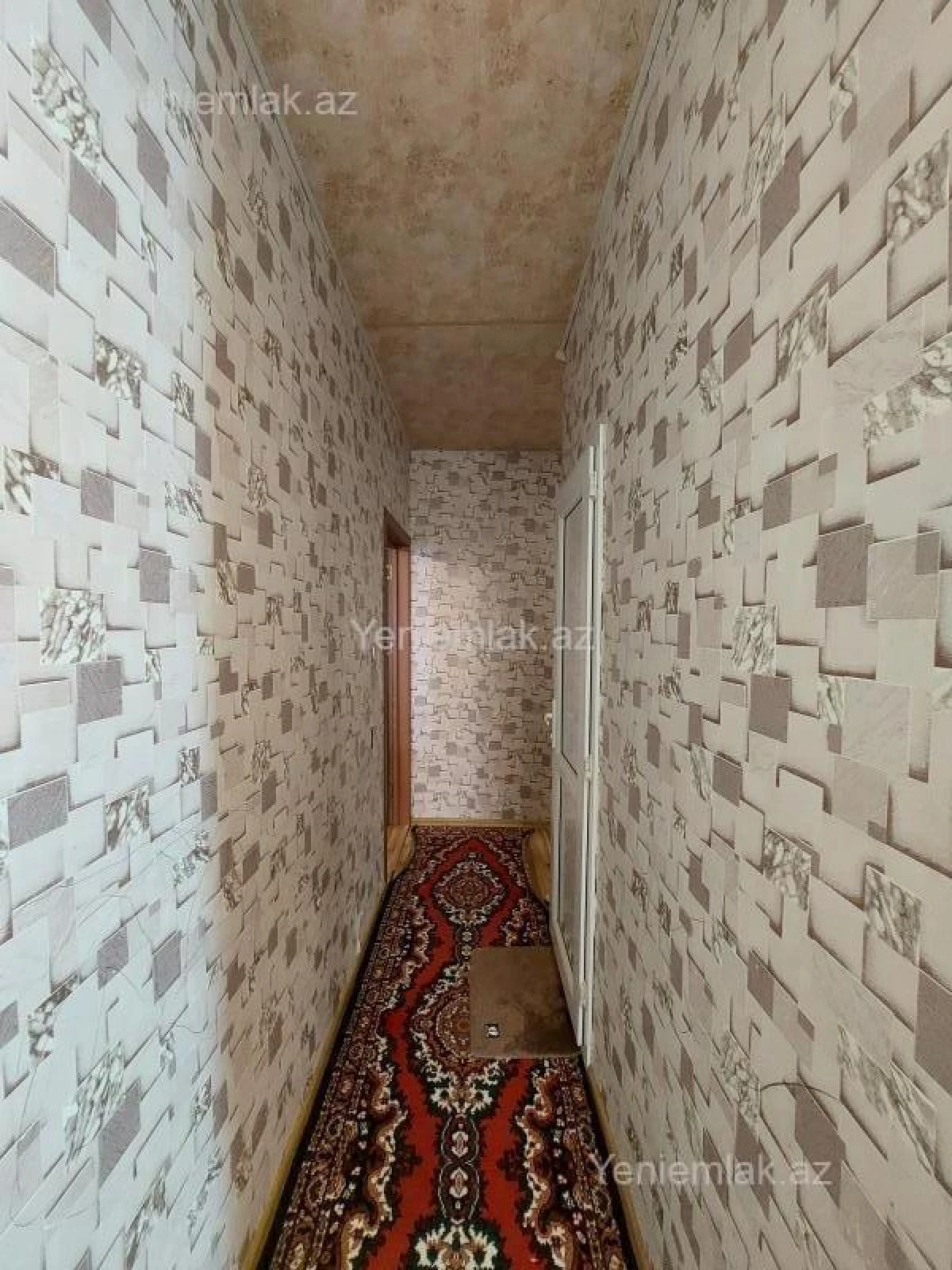 Satılır 1 otaqlı köhnə tikili 37 m²