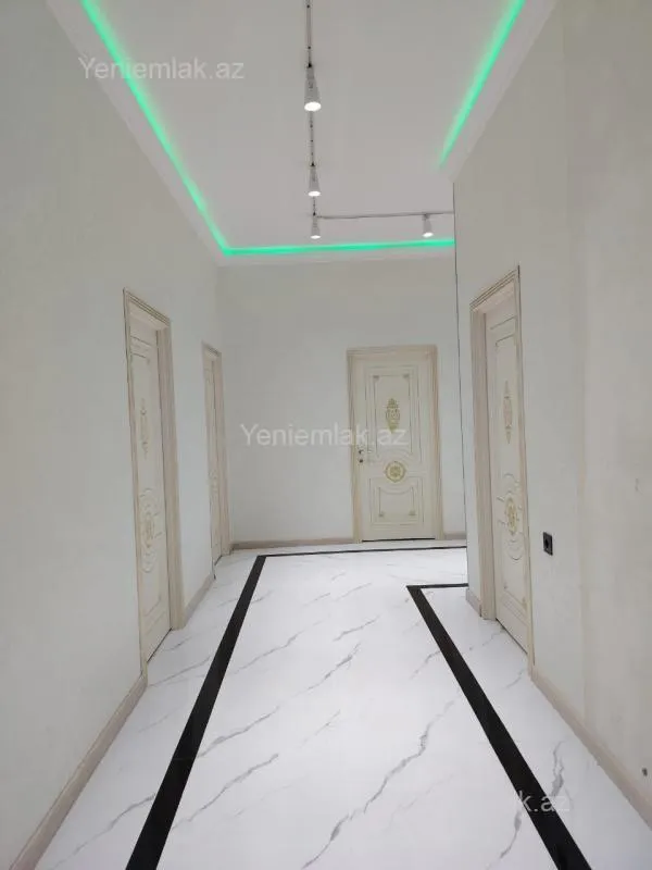 Satılır 4 otaqlı həyət evi 150 m²
