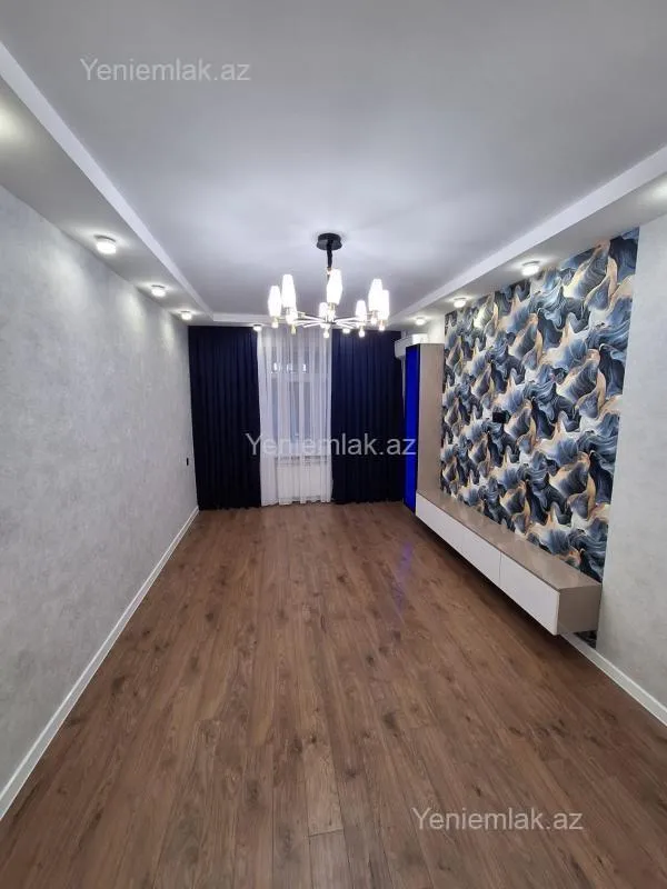 Satılır 2 otaqlı köhnə tikili 65 m²