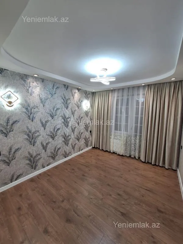 Satılır 2 otaqlı köhnə tikili 65 m²