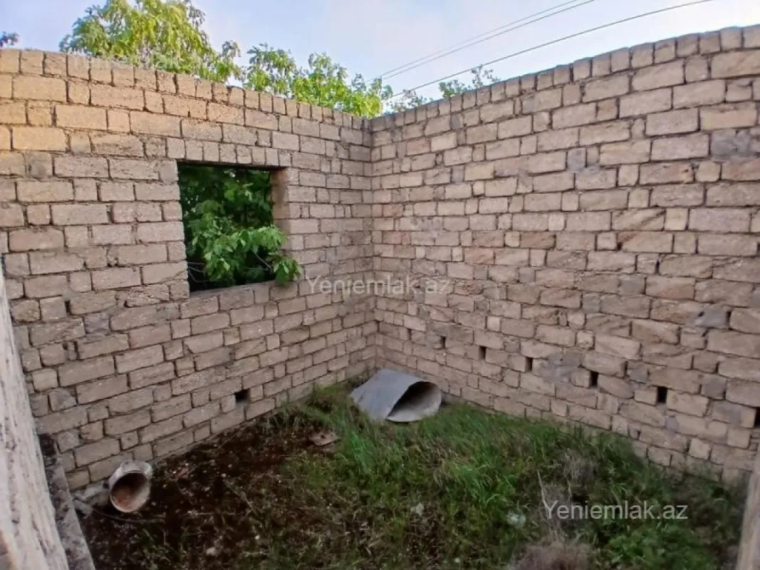 Satılır 4 otaqlı həyət evi 140 m²