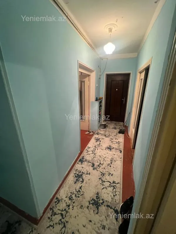 Satılır 2 otaqlı köhnə tikili 65 m²