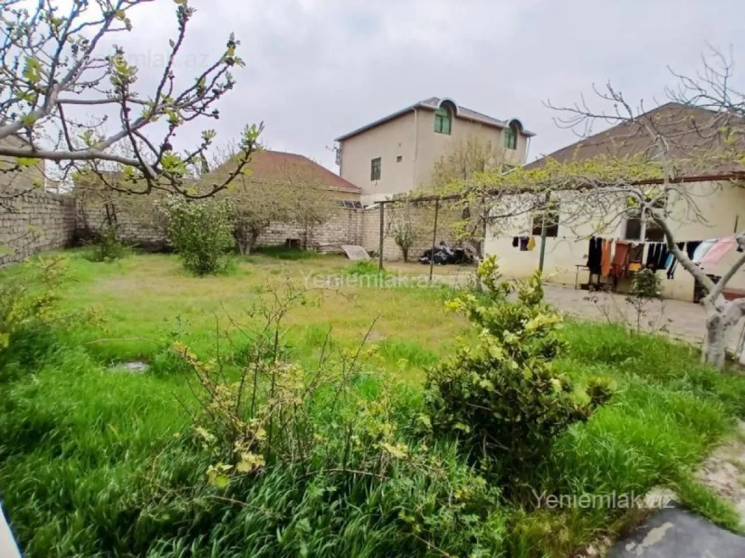 Satılır 5 otaqlı həyət evi 150 m²
