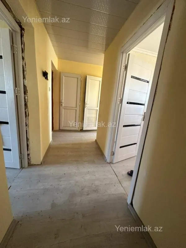 Satılır 2 otaqlı köhnə tikili 55 m²
