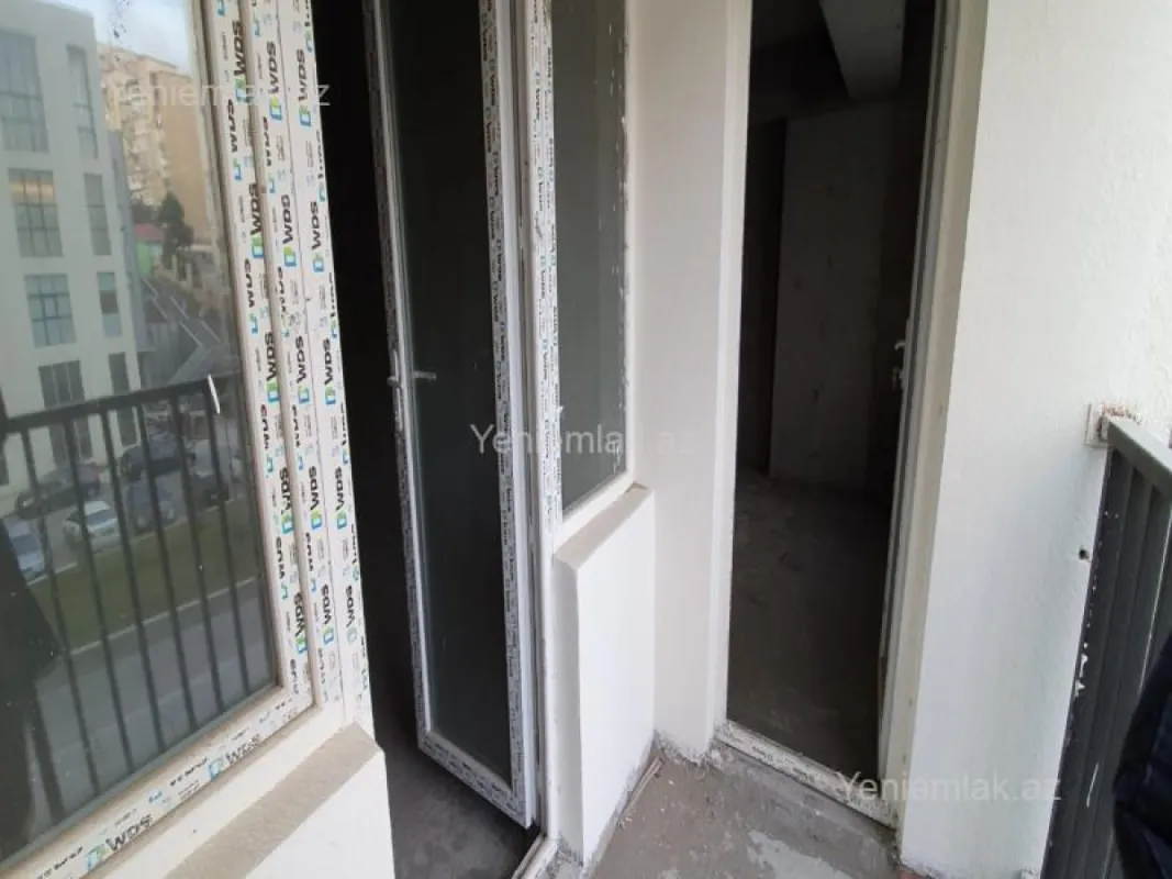 Satılır 4 otaqlı yeni tikili 155 m²
