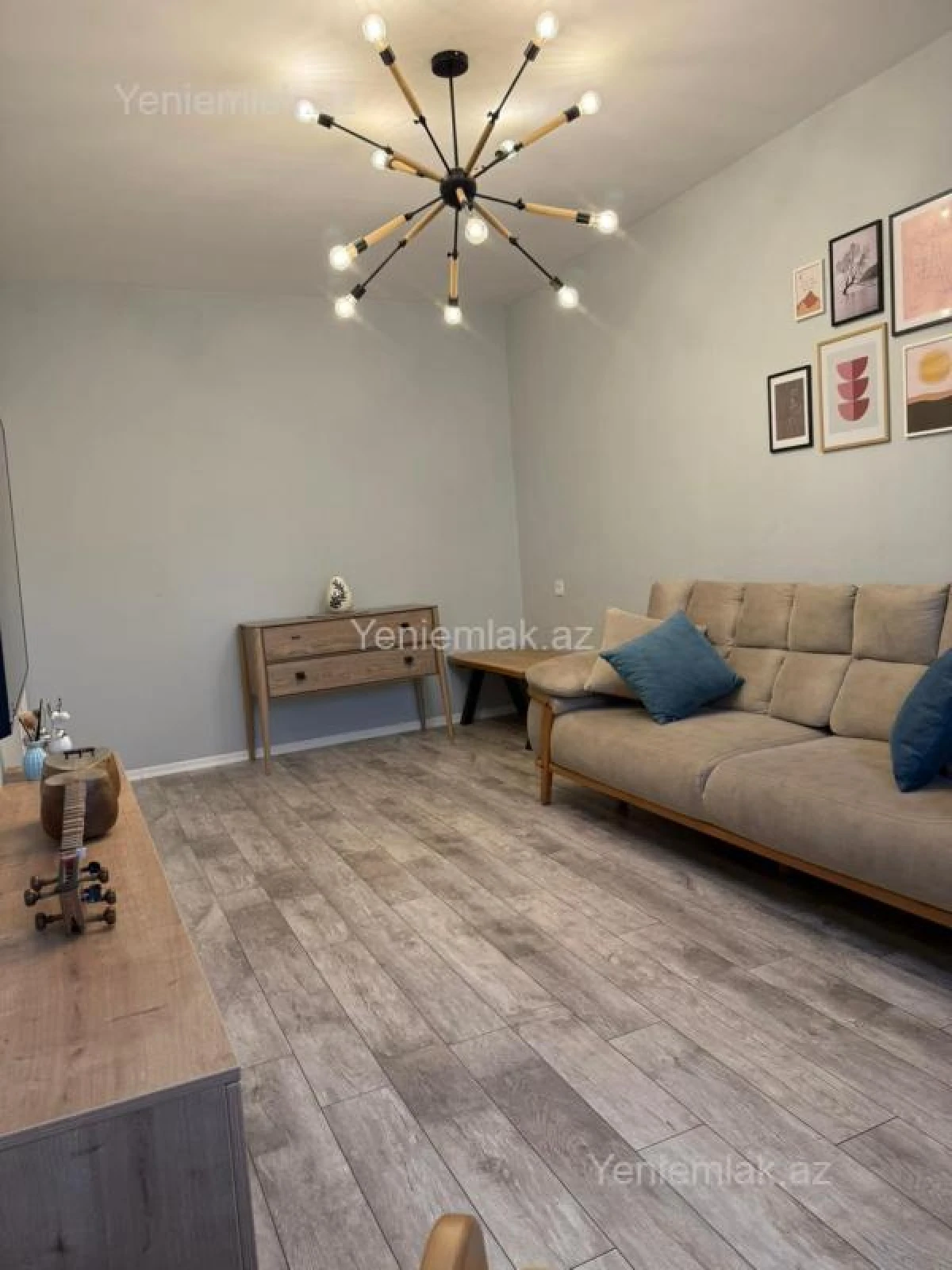 Satılır 2 otaqlı köhnə tikili 65 m²