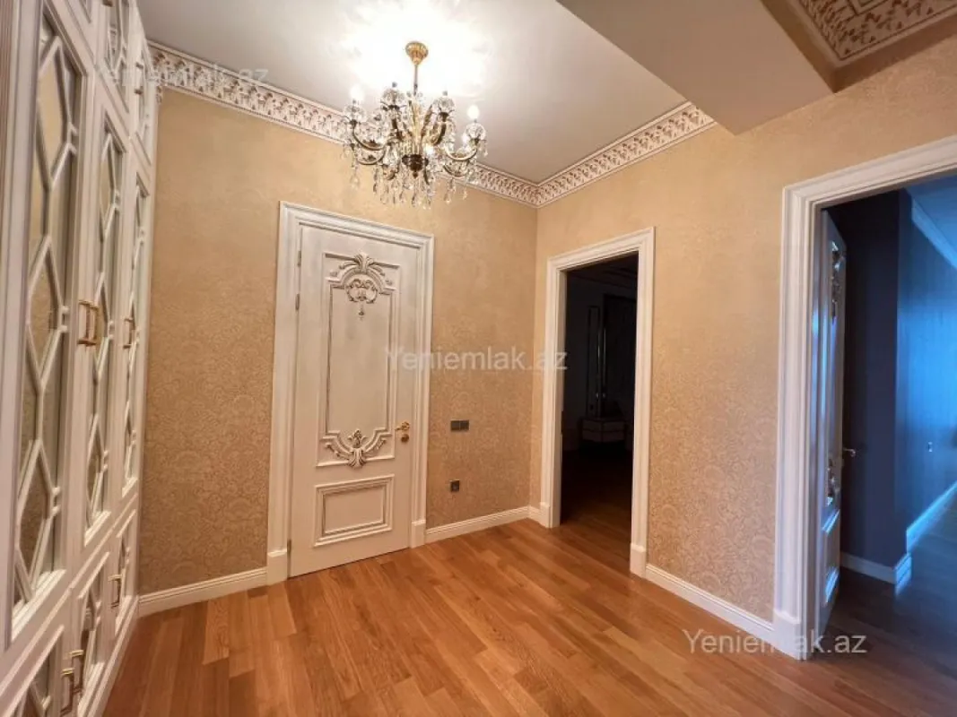 Satılır 5 otaqlı yeni tikili 285 m²