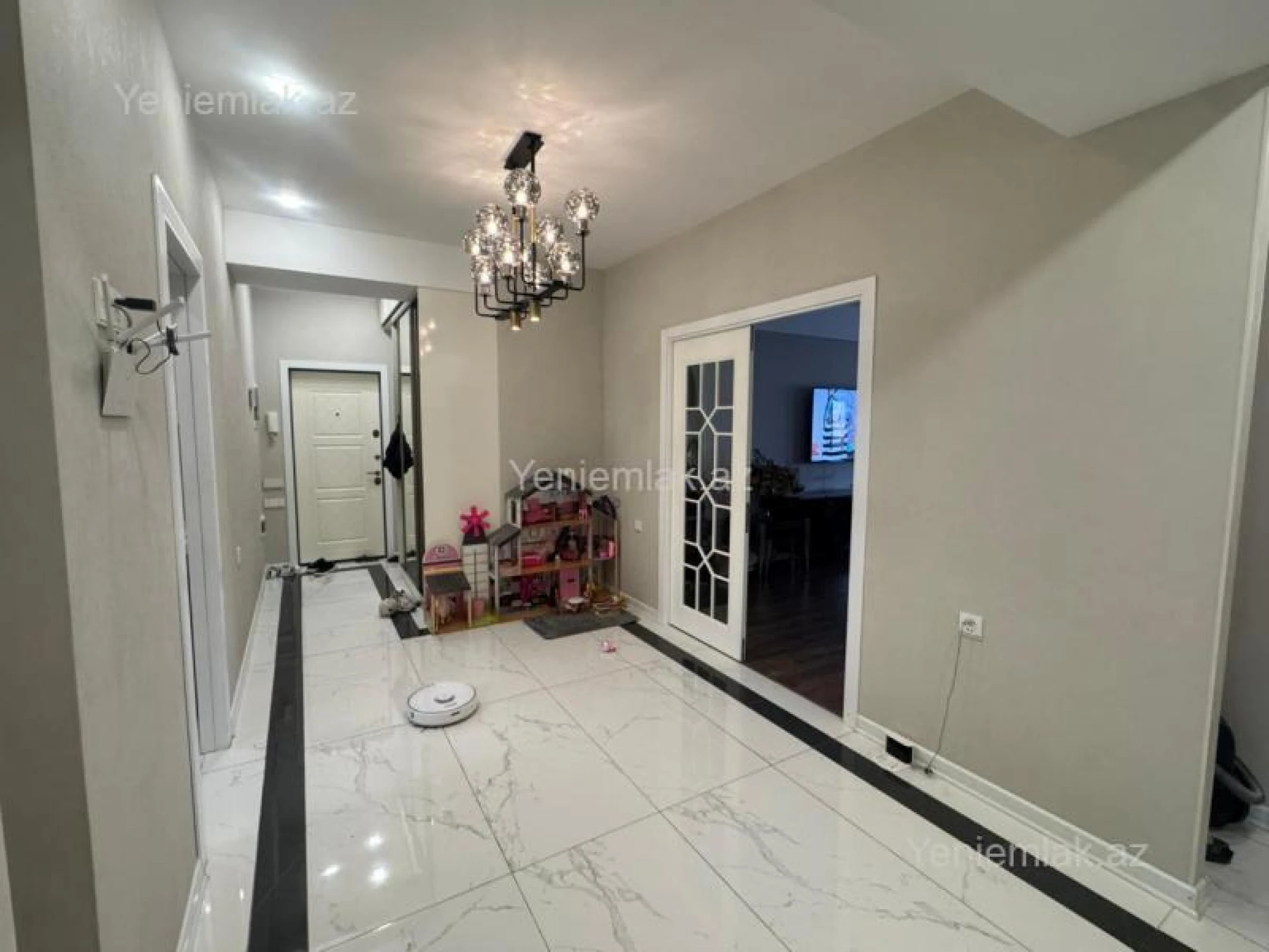 Satılır 3 otaqlı yeni tikili 113 m²