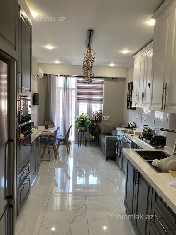 Satılır 3 otaqlı yeni tikili 113 m²
