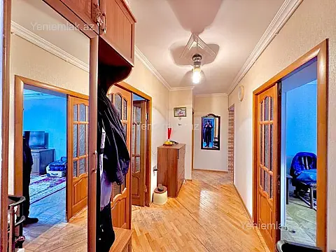 Satılır 3 otaqlı köhnə tikili 90 m²