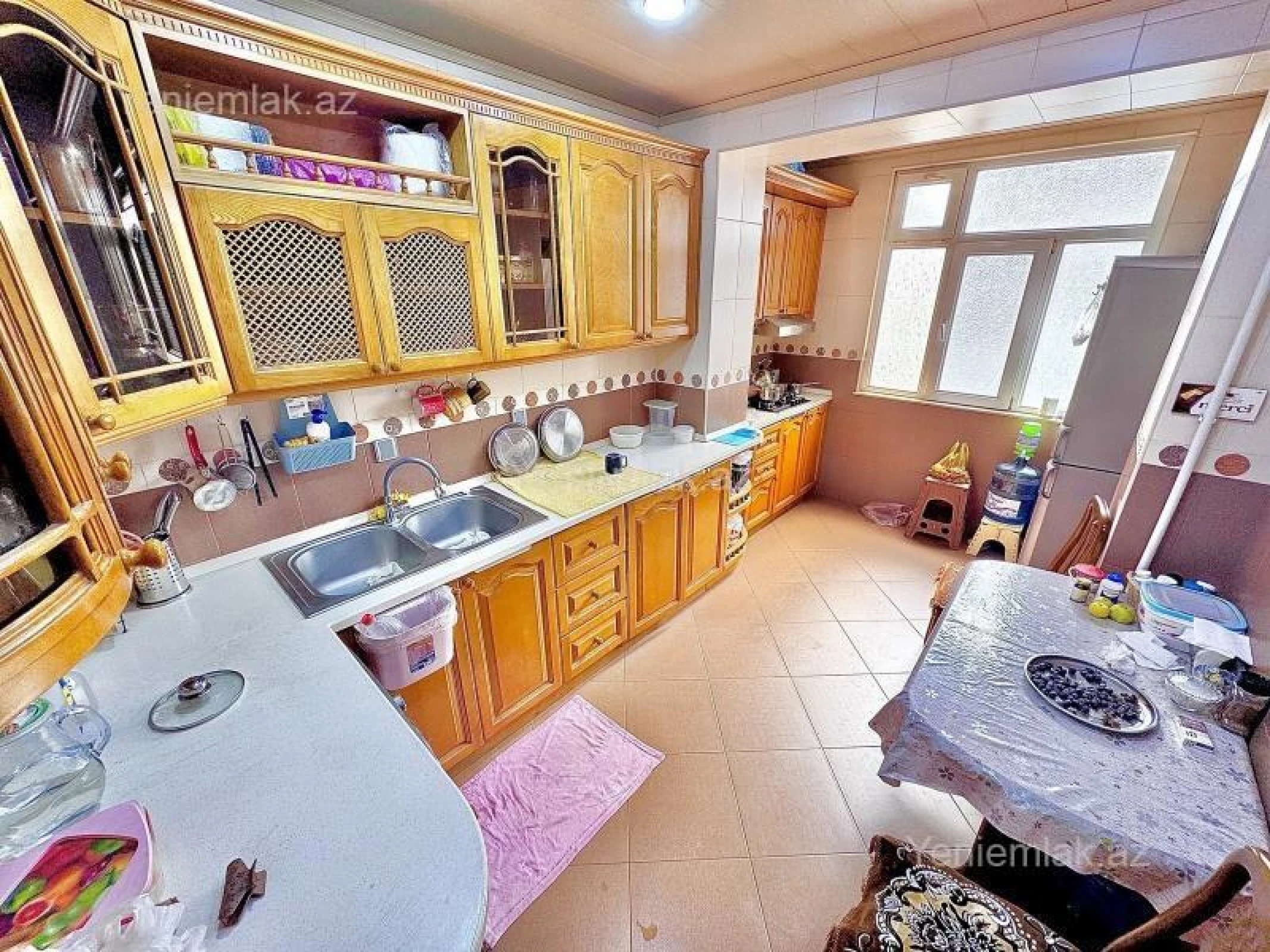 Satılır 3 otaqlı köhnə tikili 90 m²
