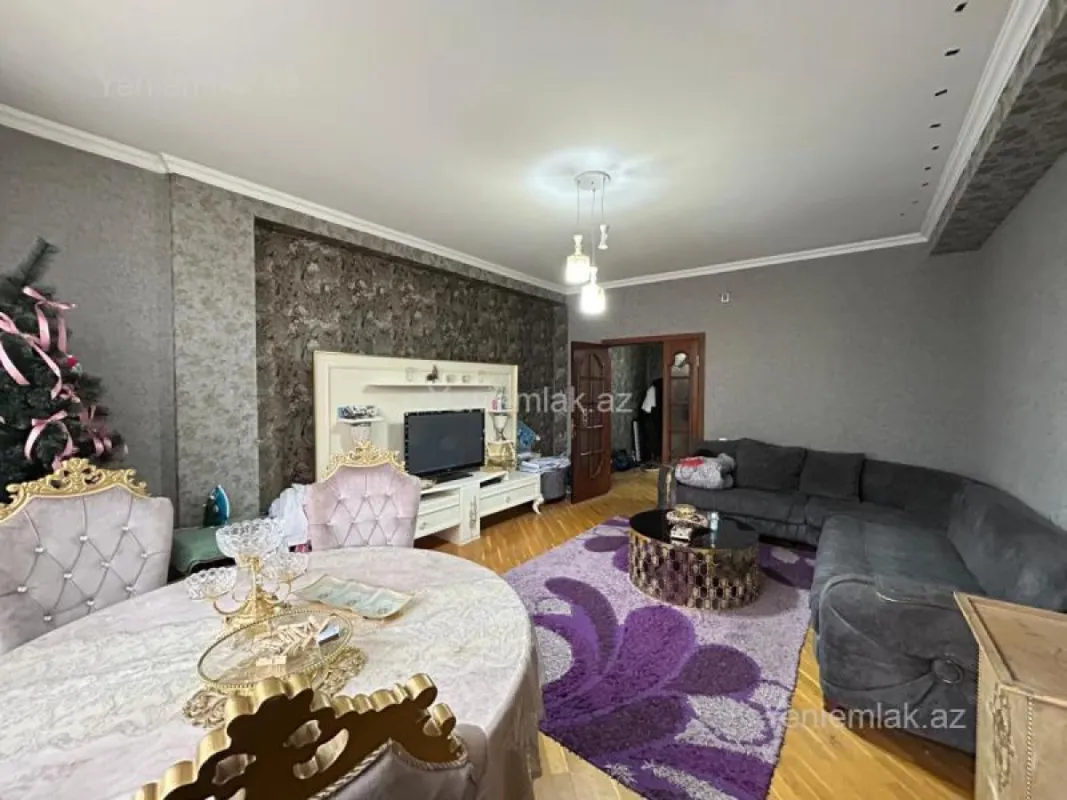Satılır 2 otaqlı yeni tikili 85 m²