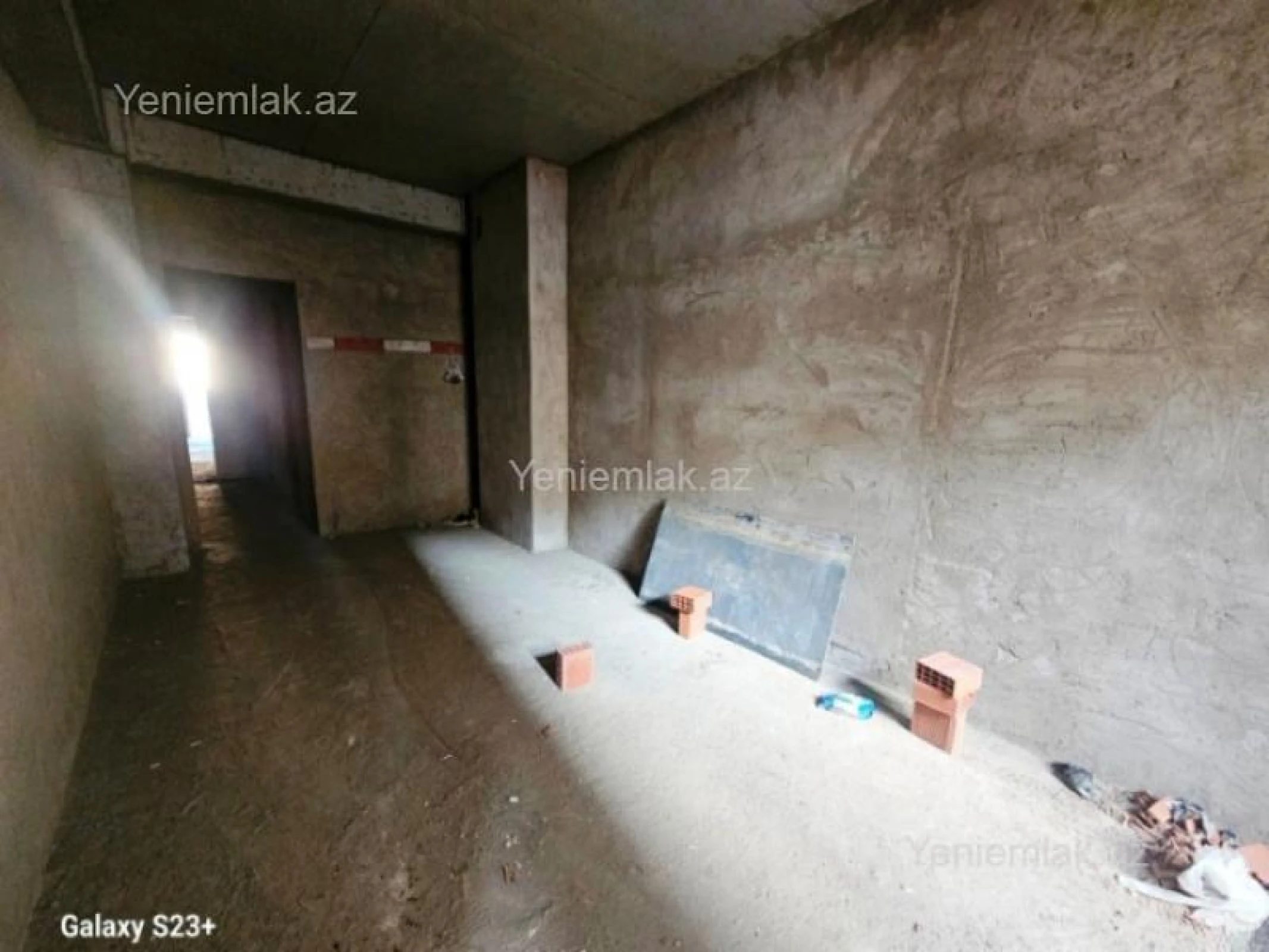 Satılır 2 otaqlı yeni tikili 72 m²