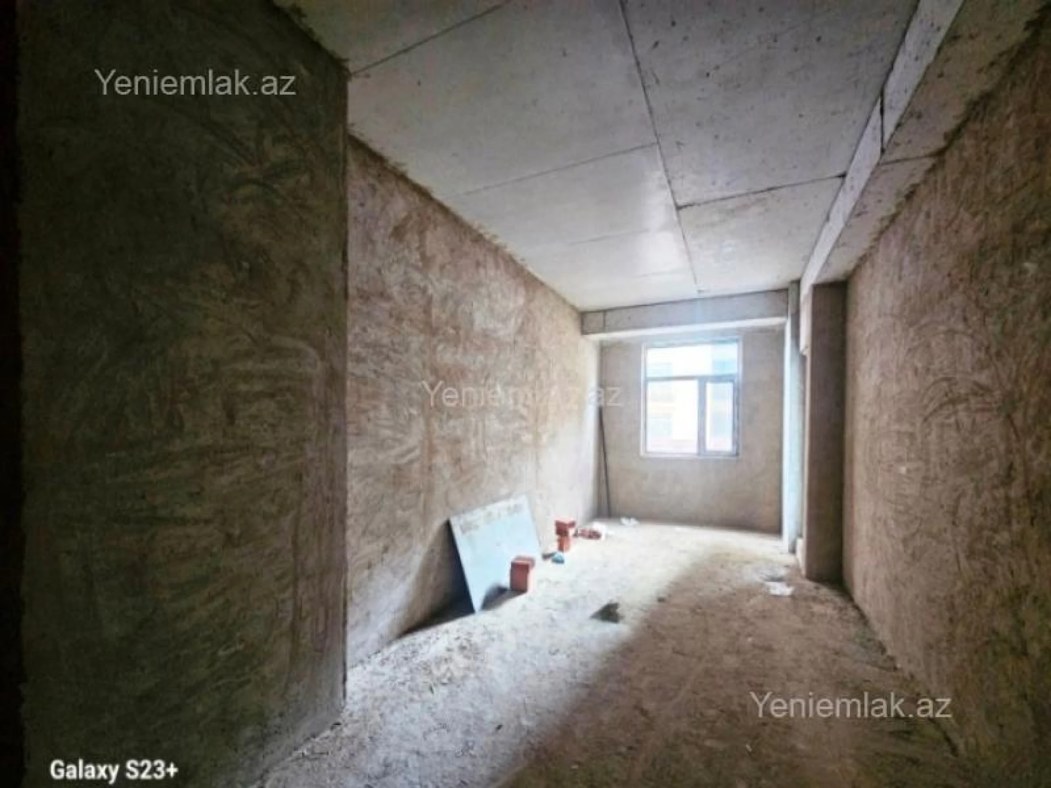 Satılır 2 otaqlı yeni tikili 72 m²