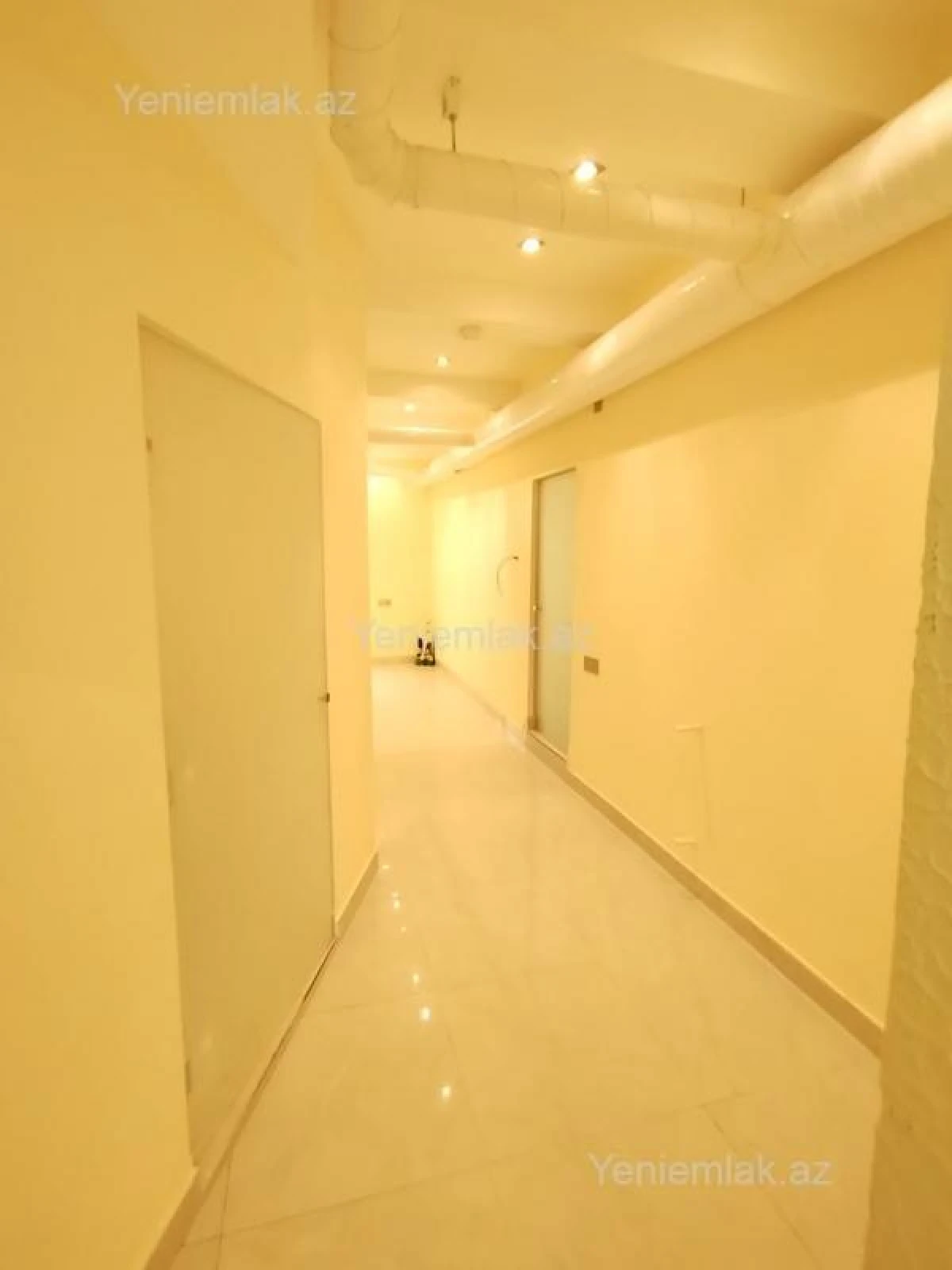 Satılır 6 otaqlı obyekt 135 m²