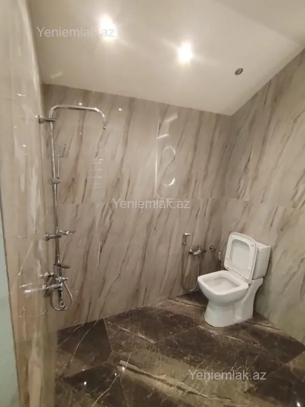 Satılır 6 otaqlı obyekt 135 m²