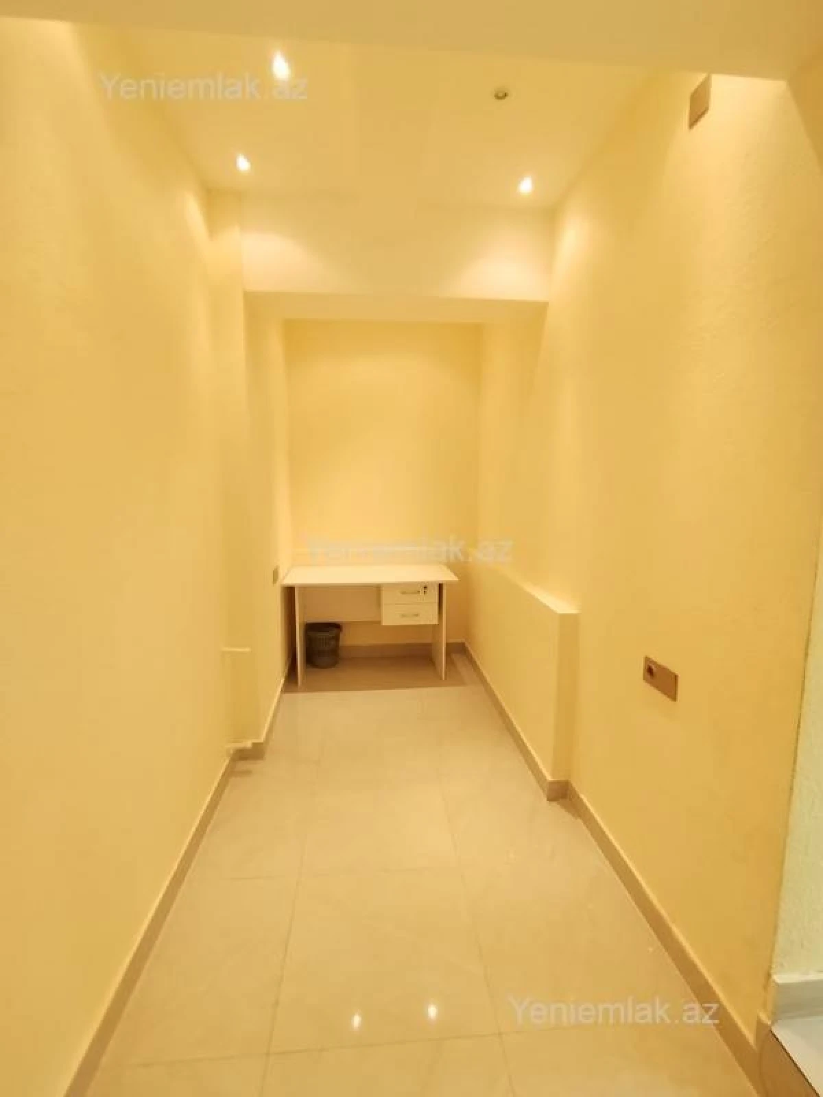 Satılır 6 otaqlı obyekt 135 m²