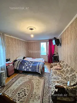 Satılır 1 otaqlı köhnə tikili 33 m²