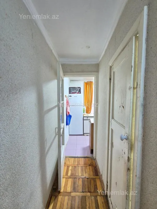 Satılır 1 otaqlı köhnə tikili 33 m²