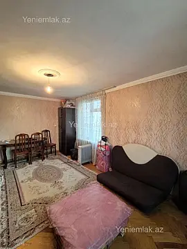 Satılır 1 otaqlı köhnə tikili 33 m²