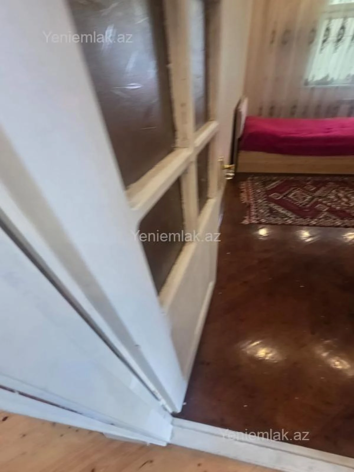 Satılır 6 otaqlı həyət evi 240 m²