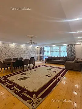 Satılır 6 otaqlı həyət evi 240 m²