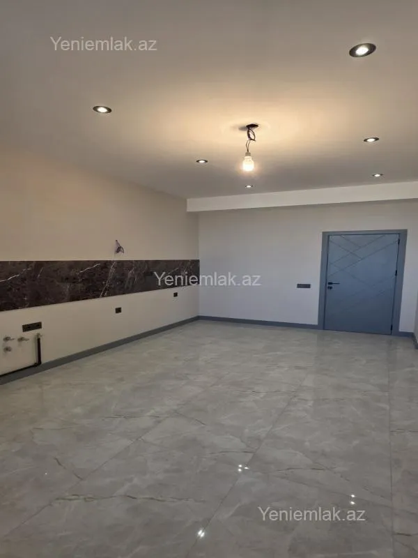 Satılır 3 otaqlı yeni tikili 136 m²