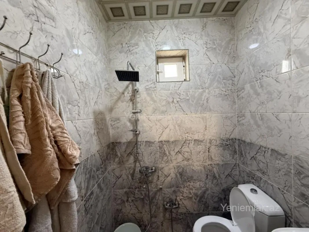 Satılır 2 otaqlı həyət evi 60 m²