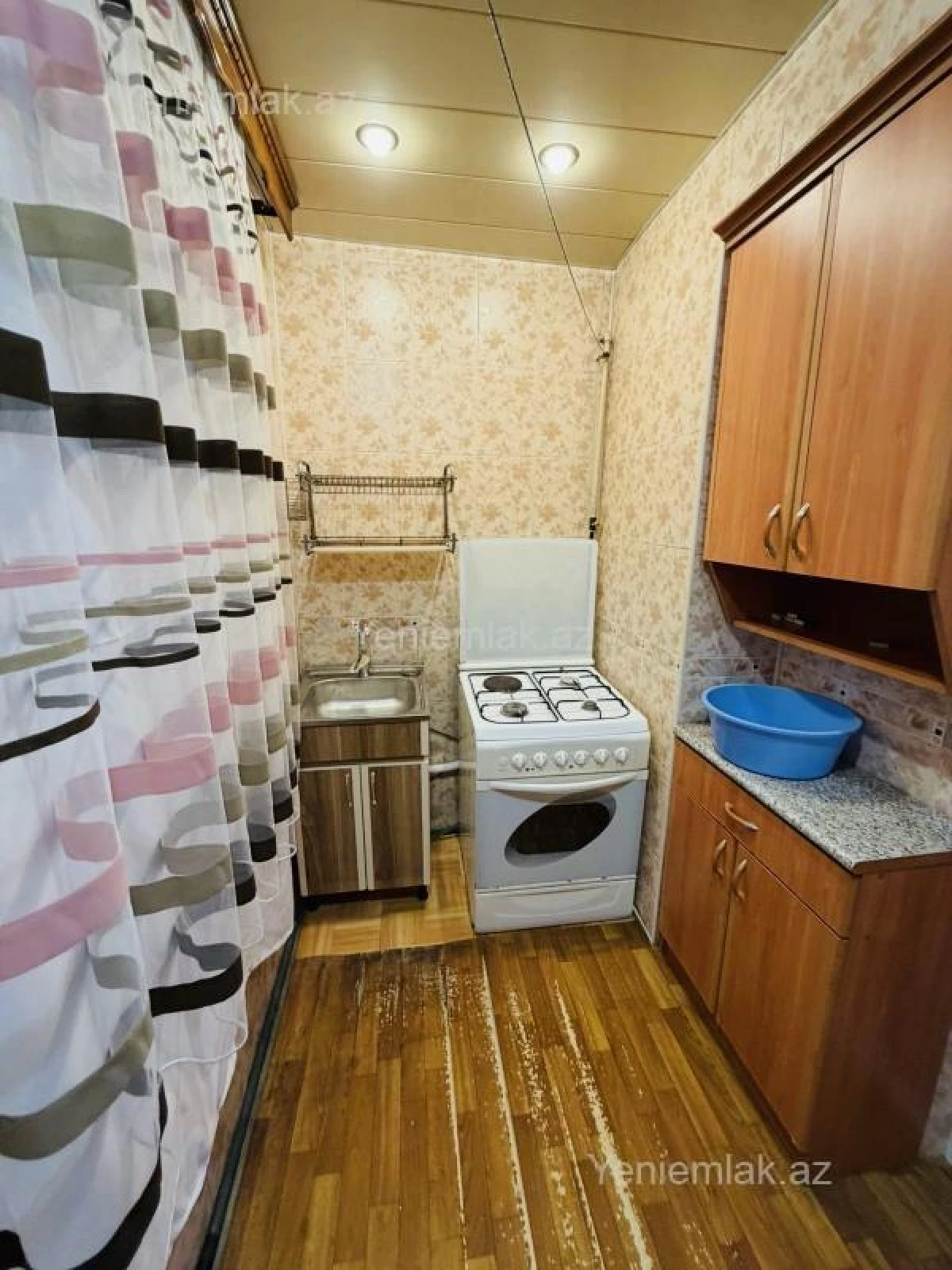 Satılır 2 otaqlı köhnə tikili 35 m²
