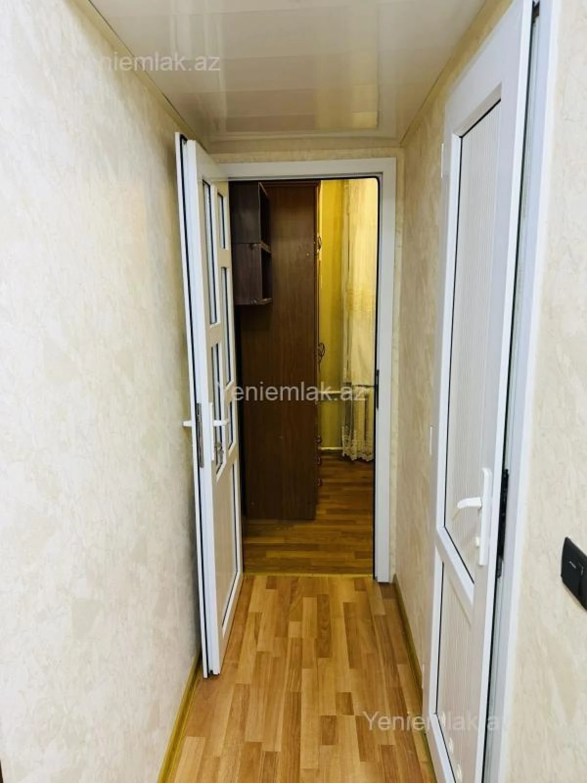 Satılır 2 otaqlı köhnə tikili 35 m²