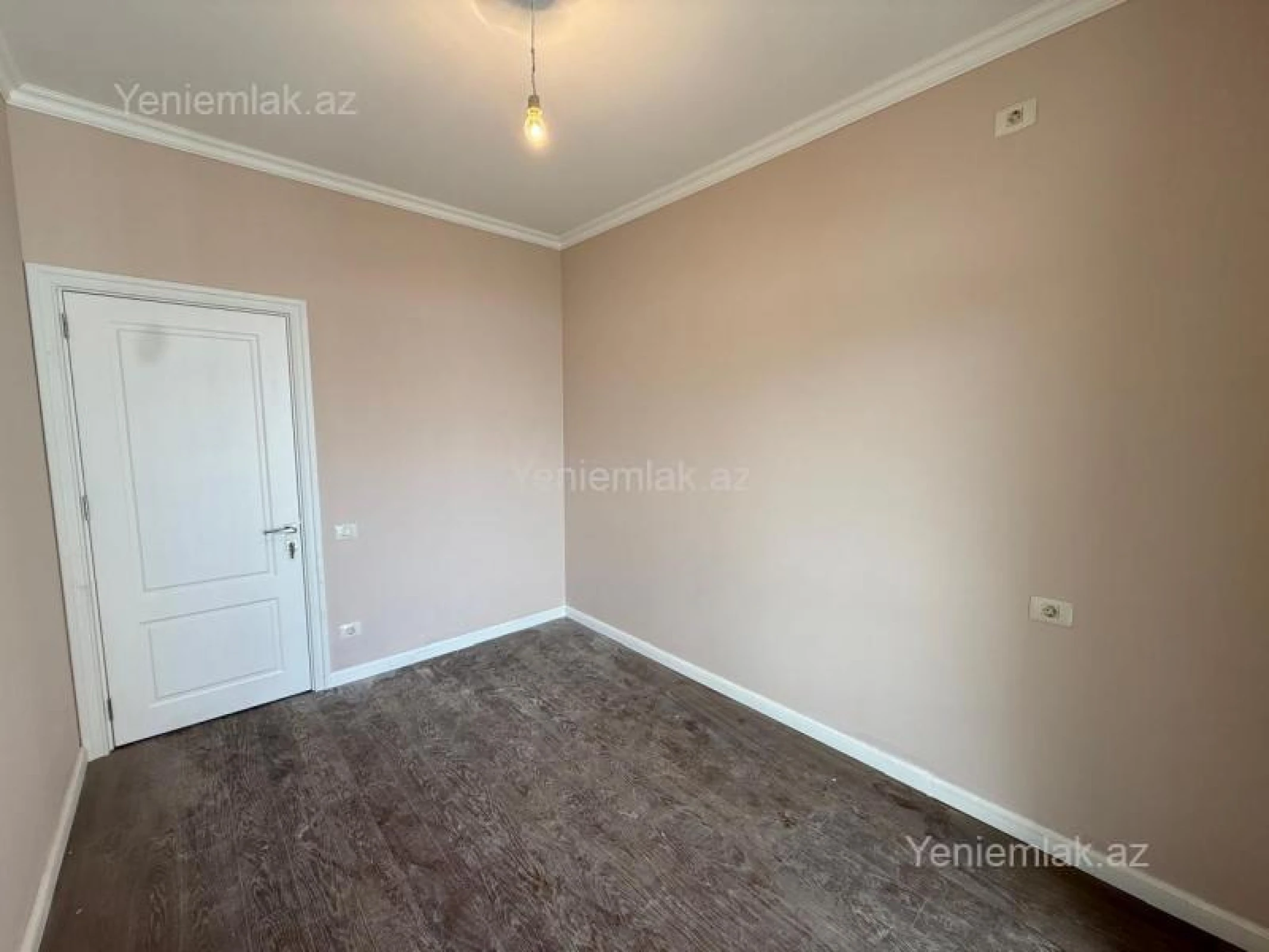 Satılır 3 otaqlı yeni tikili 73 m²