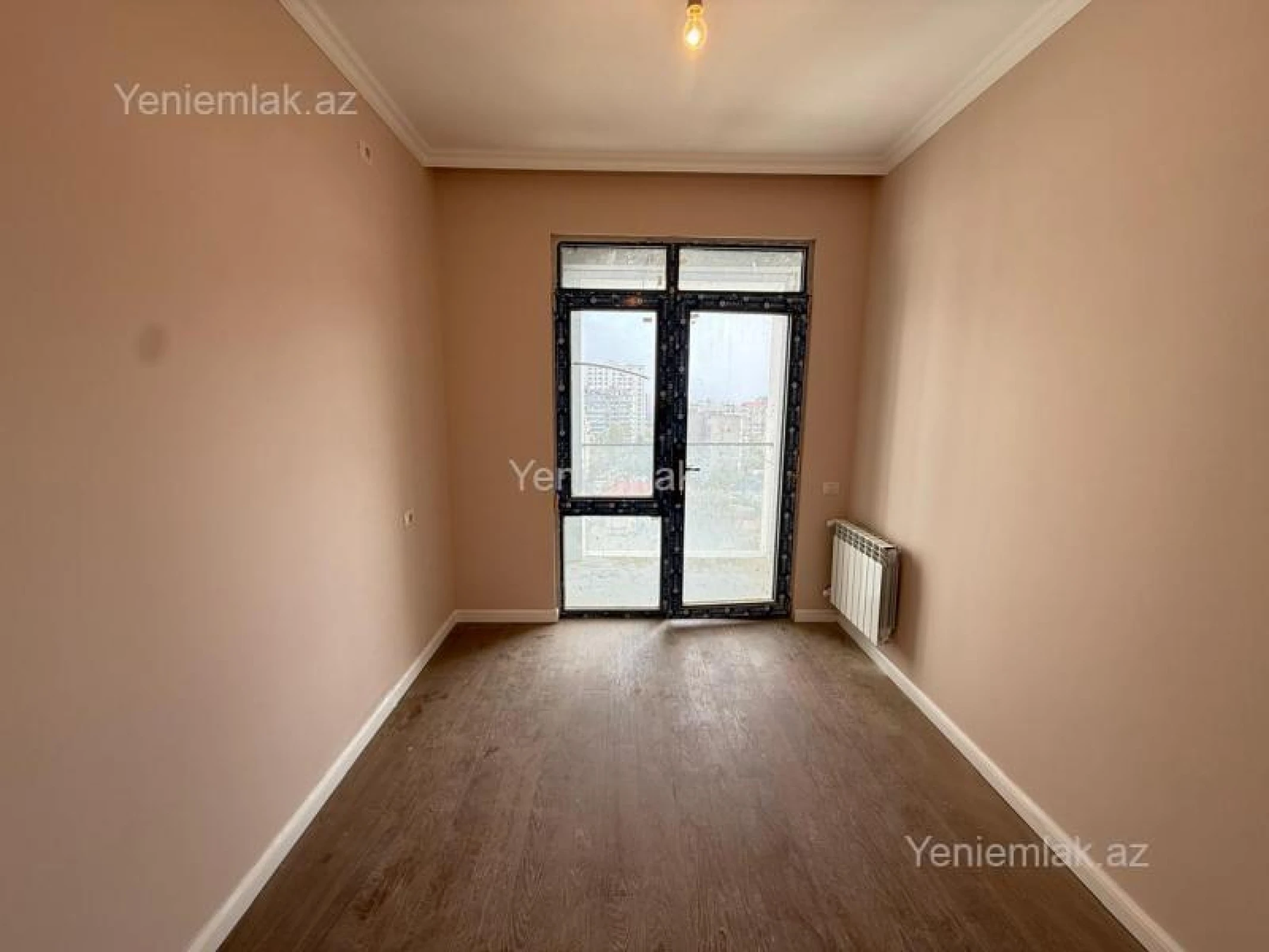Satılır 3 otaqlı yeni tikili 73 m²