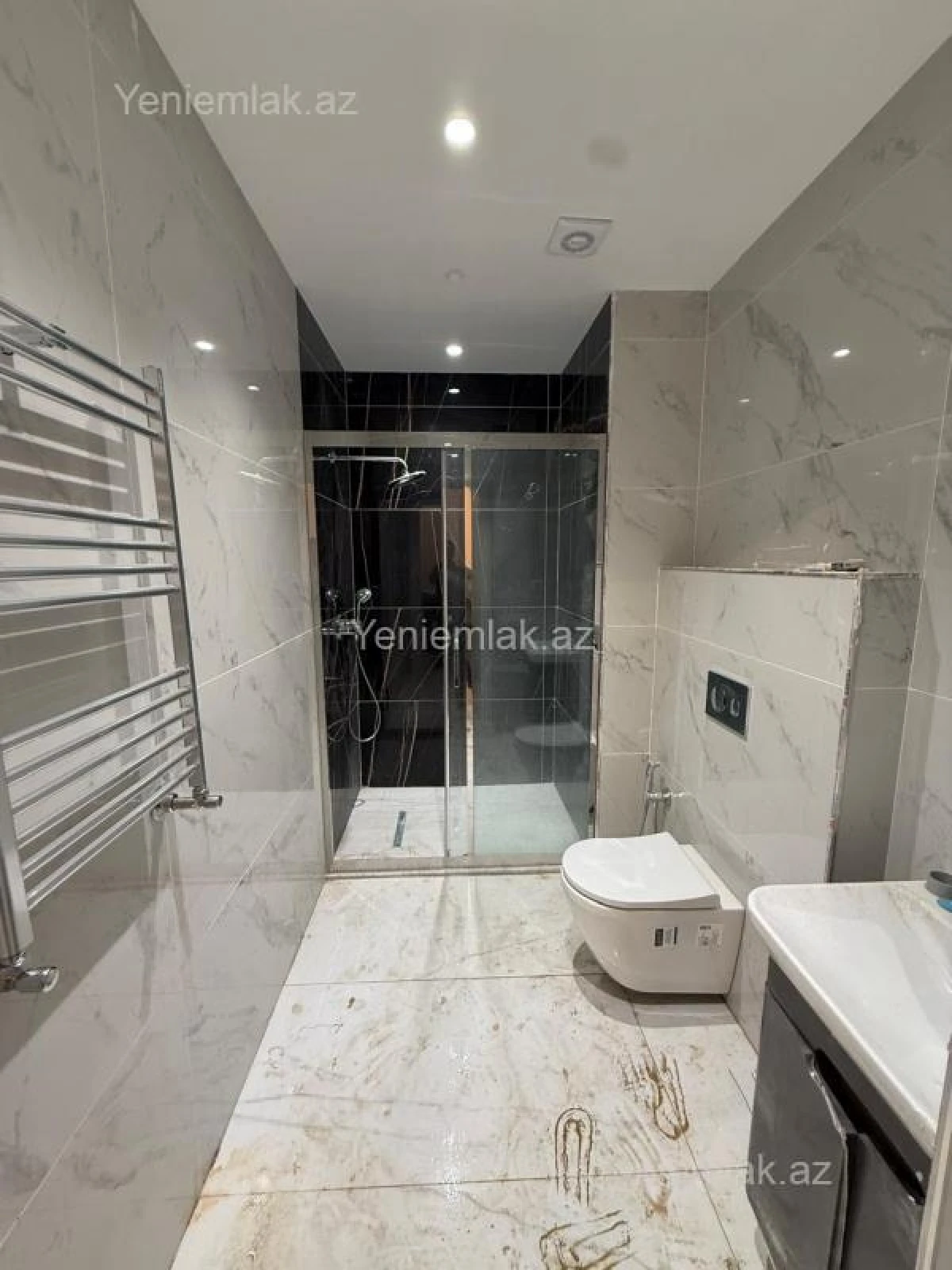 Satılır 3 otaqlı yeni tikili 73 m²