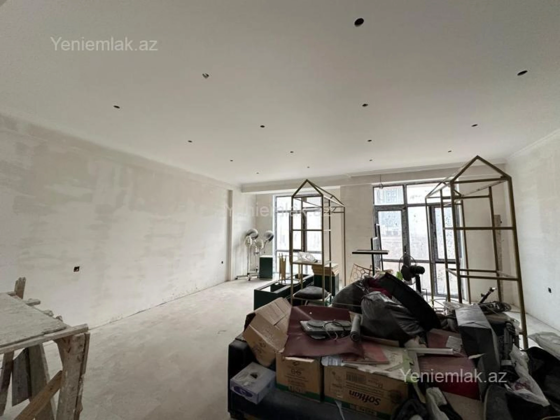 Satılır 4 otaqlı yeni tikili 210 m²