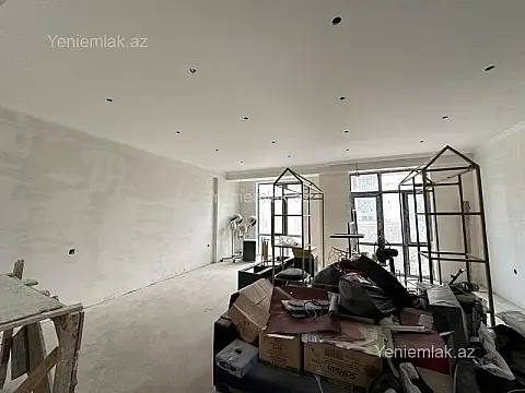 Satılır 4 otaqlı yeni tikili 210 m²