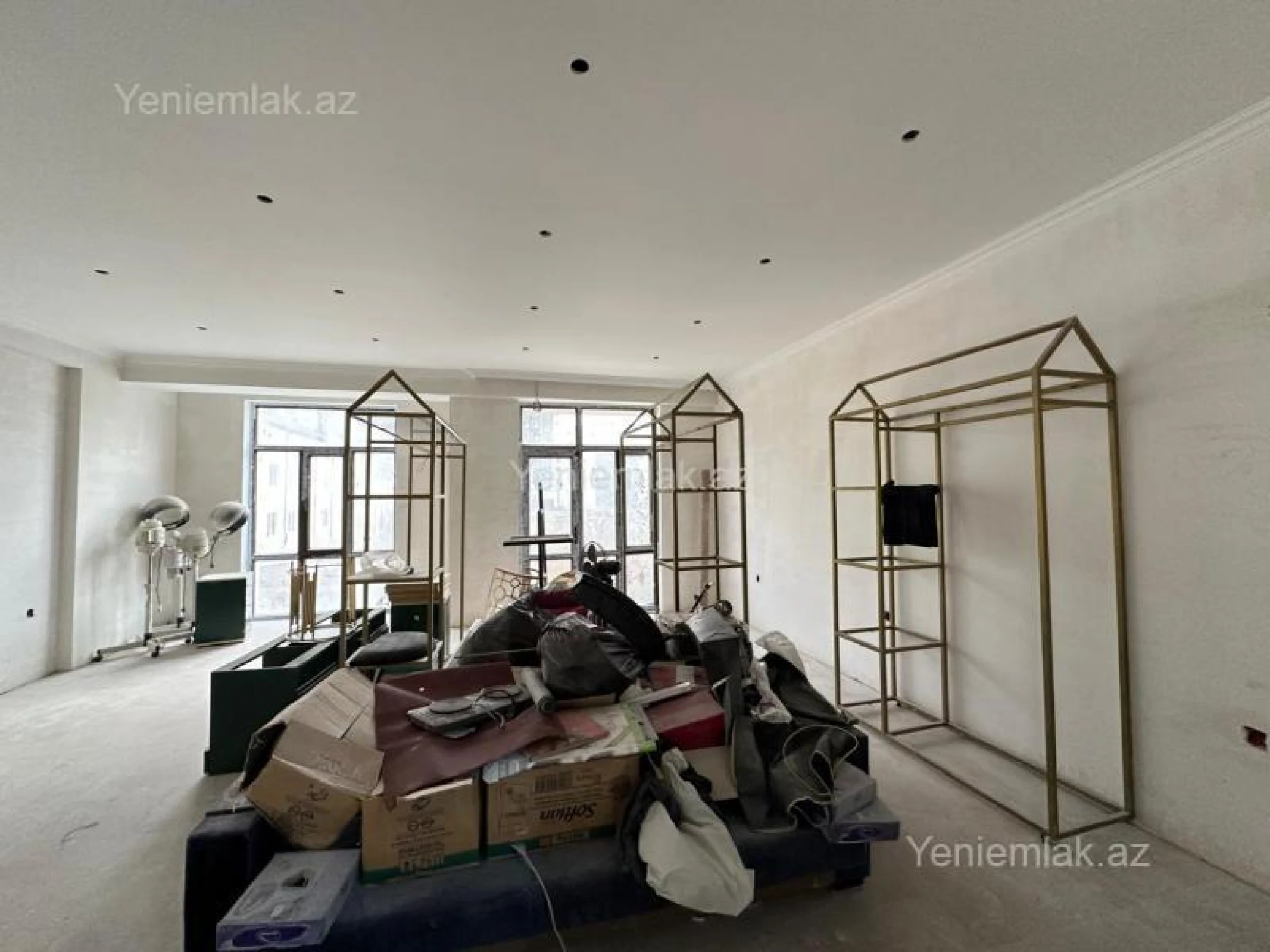 Satılır 4 otaqlı yeni tikili 210 m²