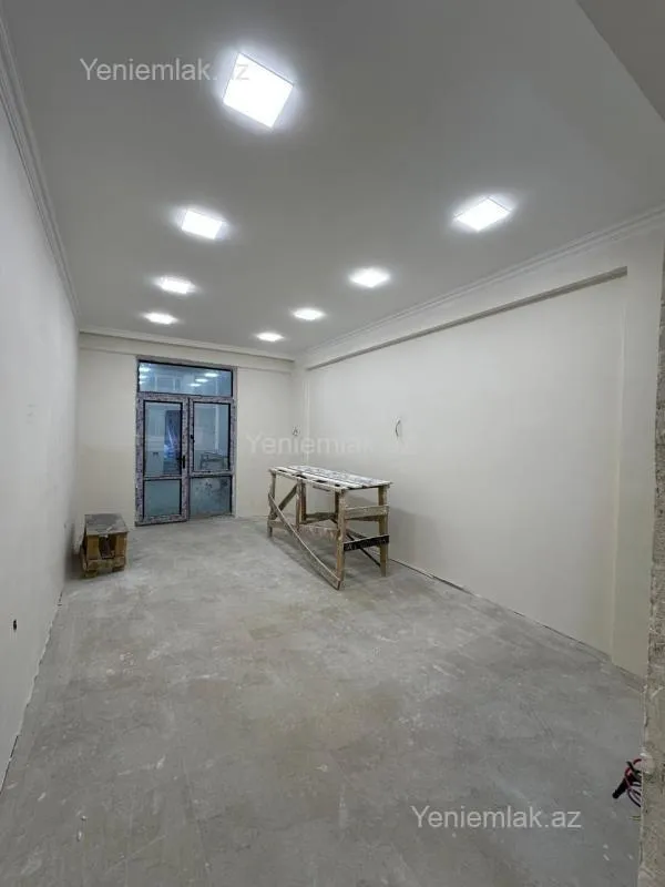 Satılır 4 otaqlı yeni tikili 210 m²