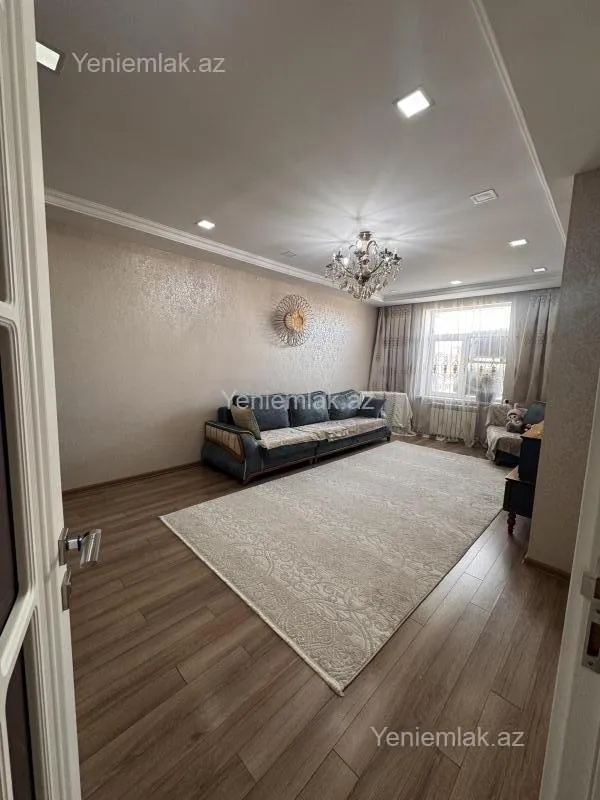 Satılır 2 otaqlı yeni tikili 73.5 m²