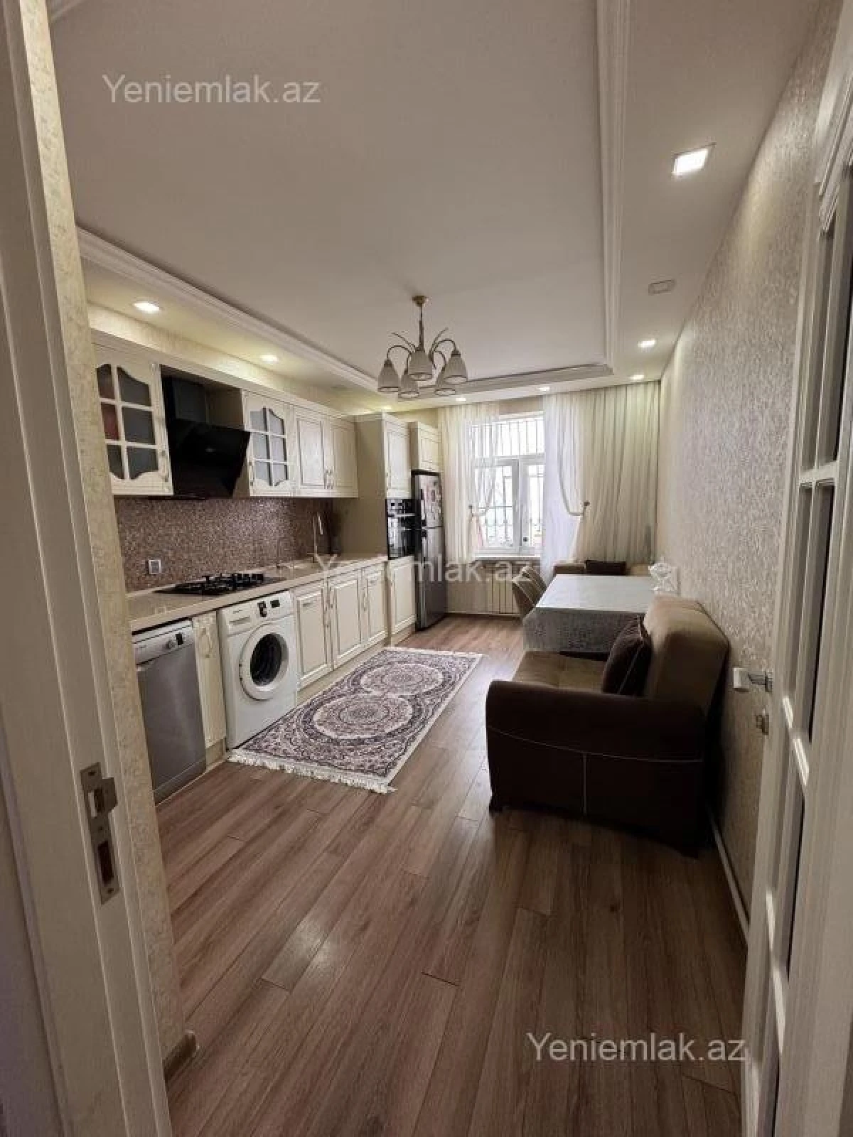 Satılır 2 otaqlı yeni tikili 73.5 m²