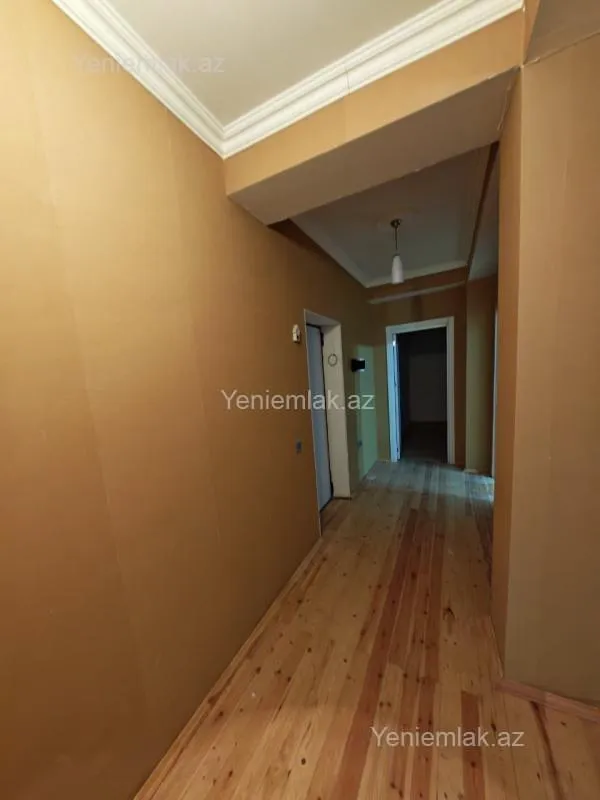 Satılır 4 otaqlı yeni tikili 102 m²