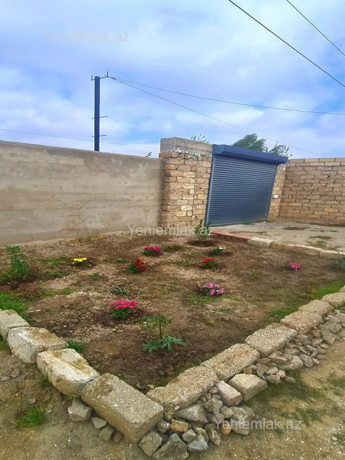 Satılır 4 otaqlı həyət evi 120 m²