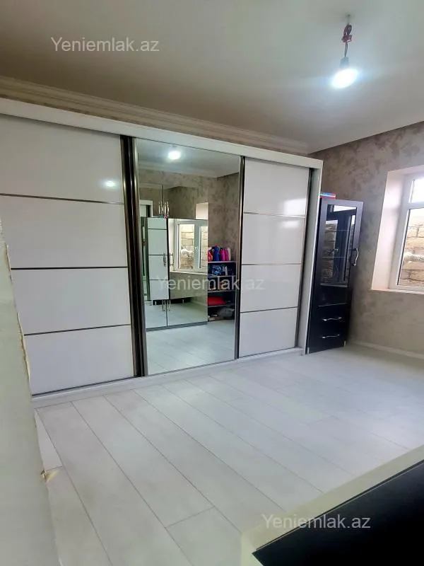 Satılır 4 otaqlı həyət evi 120 m²