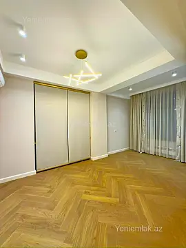 Satılır 3 otaqlı yeni tikili 136 m²
