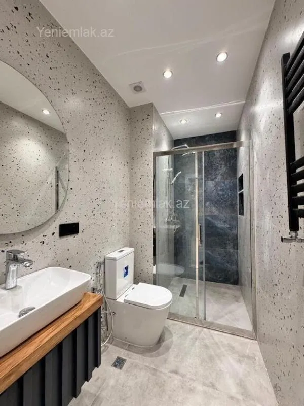 Satılır 2 otaqlı yeni tikili 65 m²