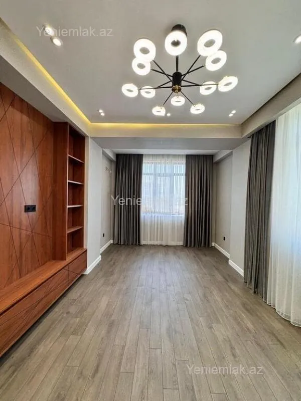 Satılır 2 otaqlı yeni tikili 65 m²
