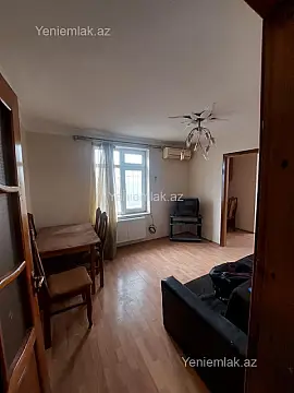Satılır 1 otaqlı köhnə tikili 34 m²